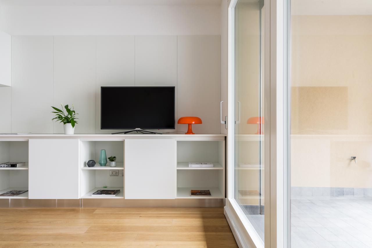 Altido Lovely 1-Bed Flat With Balcony & Free Parking Milaan Buitenkant foto